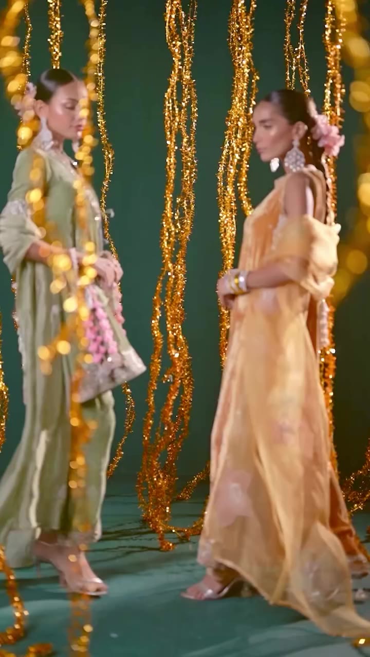 Velvet that drapes in poetry and elegance. Stay tuned for Nizka’s Makhmal…