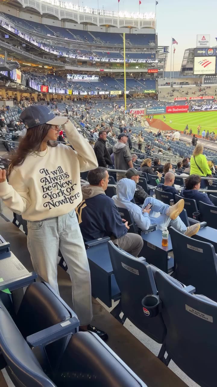 huge fan of any excuse to dress up #yankeesgame #yankeesoutfit #outfitinspo…