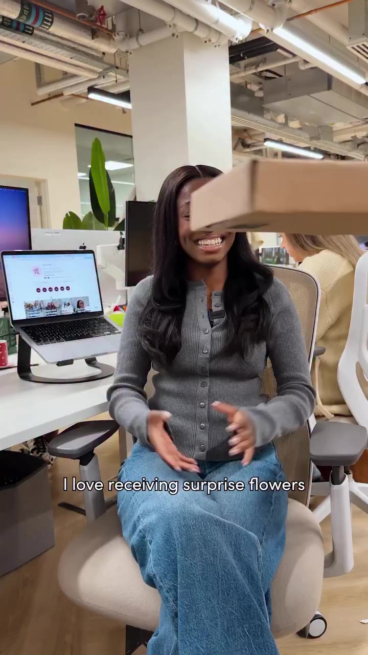 Fancy sending someone a surprise? 💐 Flowers are always a good idea. Watch as…