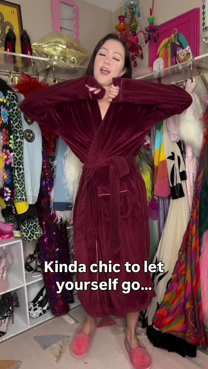 Almost tricked you there, didn’t I?😋 Life is far too short to dress for the…