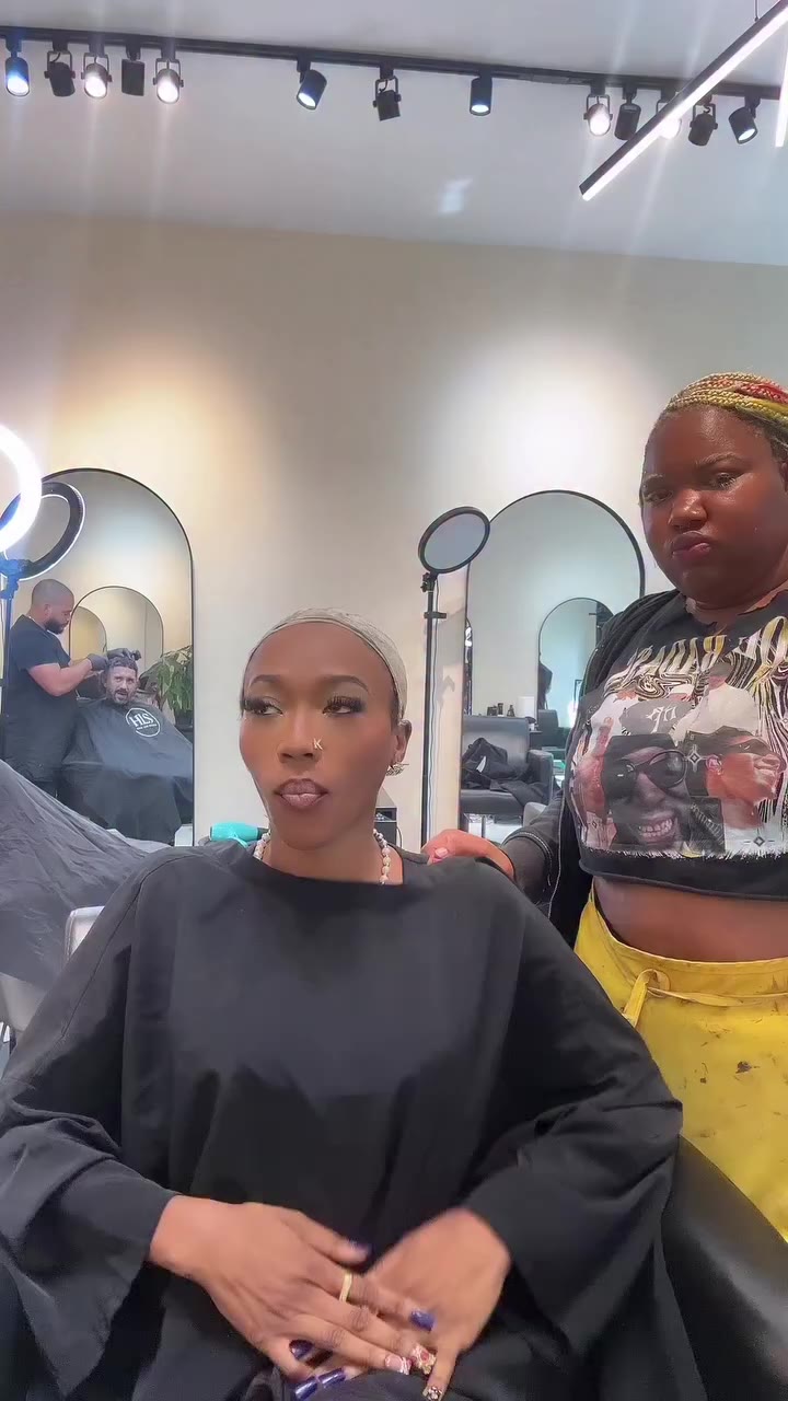 snatchiesss 😆 ! such a successful hair day with the best colorist out 🔥…