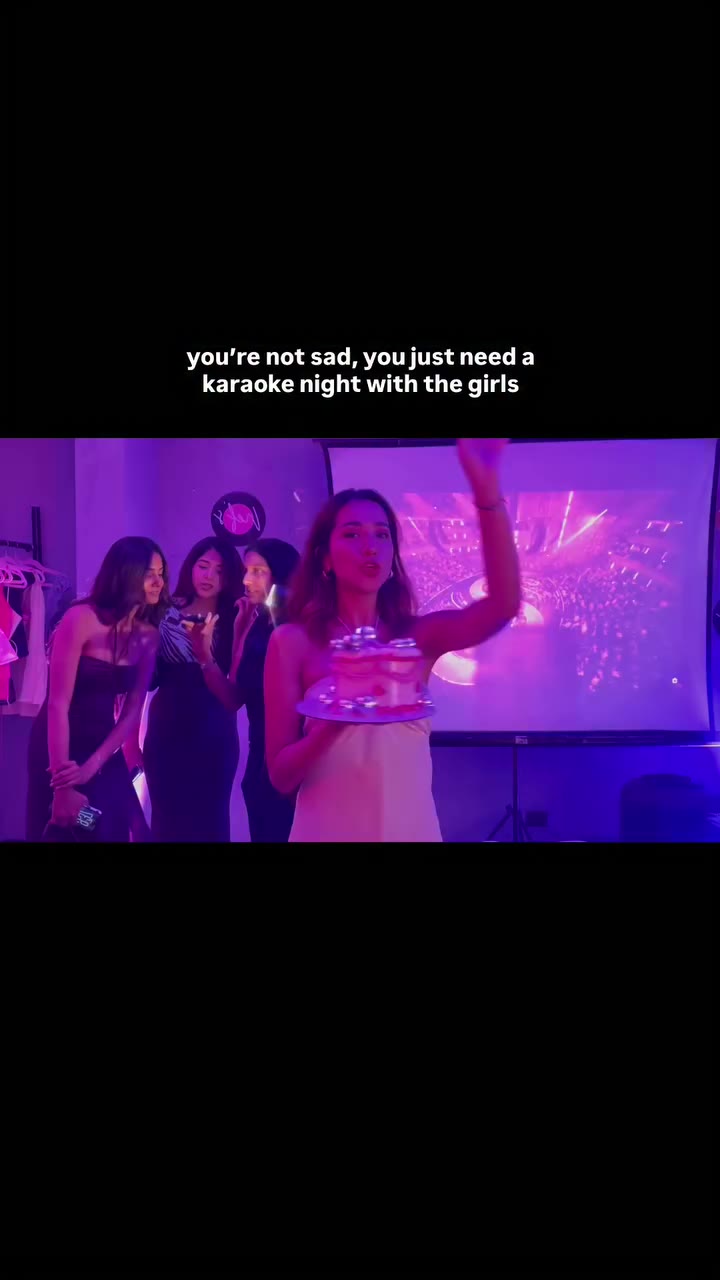 Girls being girls 🪩🎀