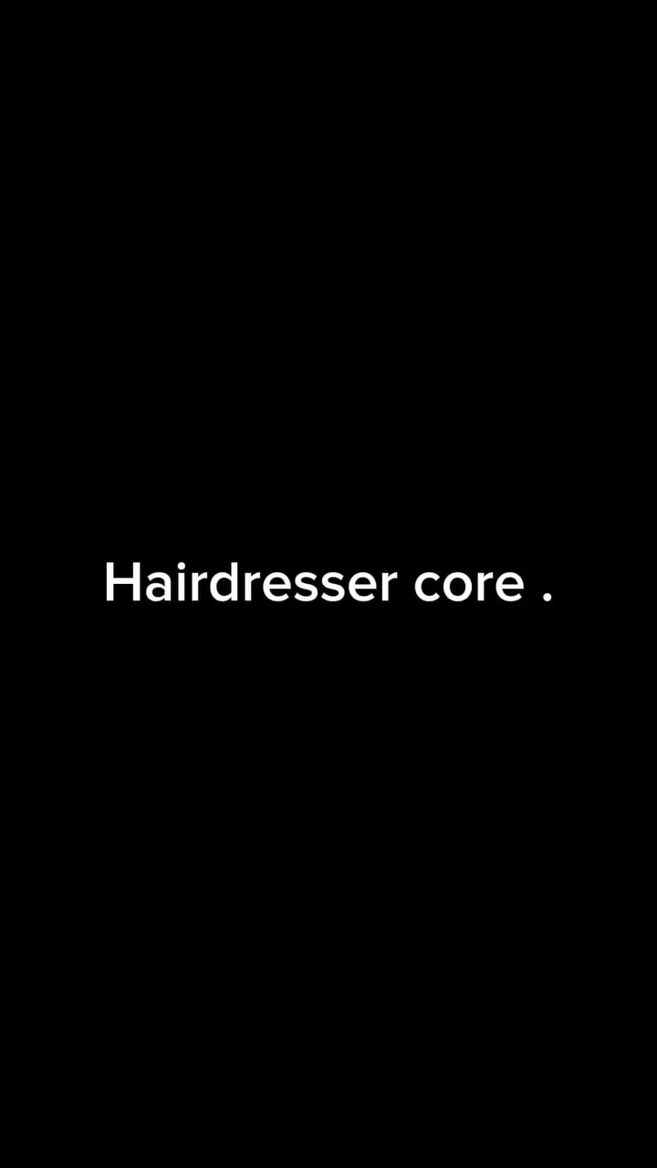 Hairdresser core . 😤 #hairdressercore #core #labonnemaison #salondecoiffure…