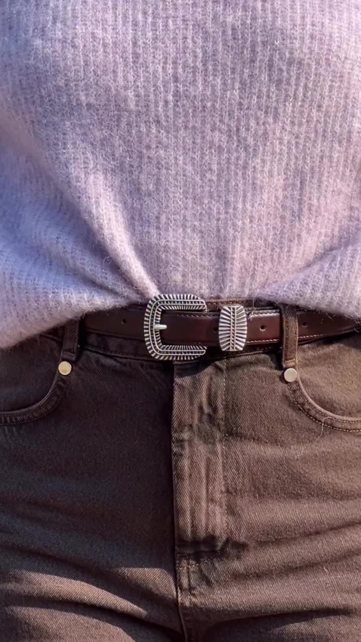 La ceinture, ou l’art du détail qui pimpe n’importe quel look.