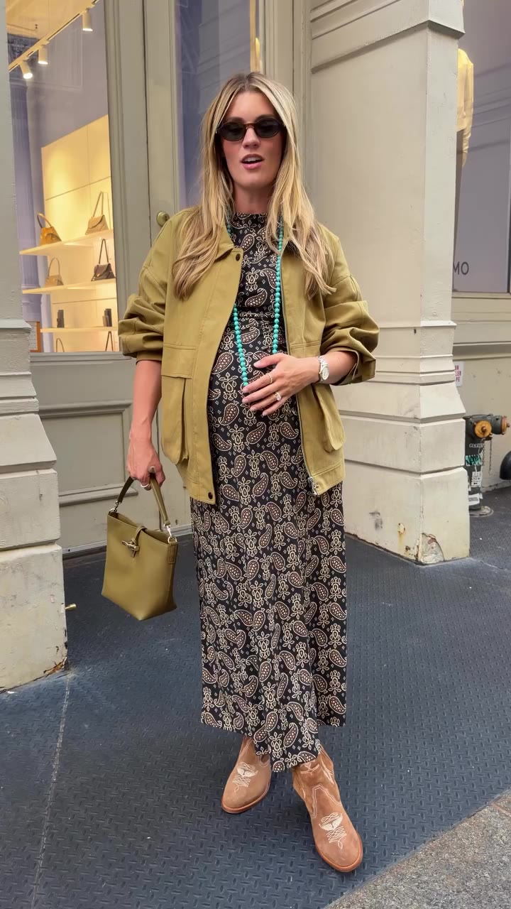 @ageegretta wears the Sloane Dress in Duke Paisley 🖤 Available now!