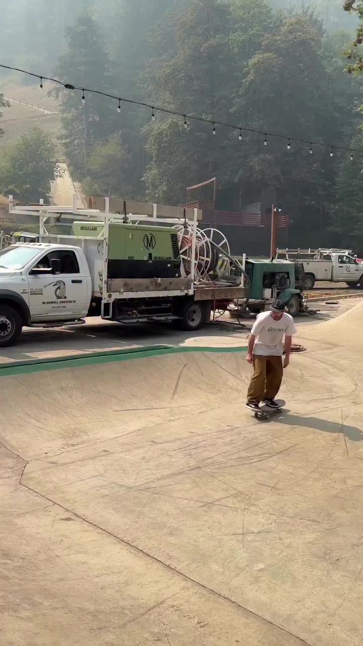 @silasbaxterneal & @bingmane901 quick rips up at camp for Unless 🏕️…