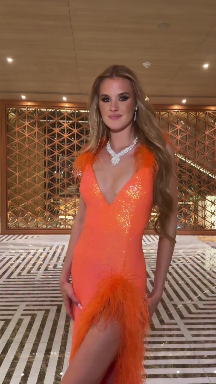 The same dress I wore at the @missbelgium_official finals, but now I get to…