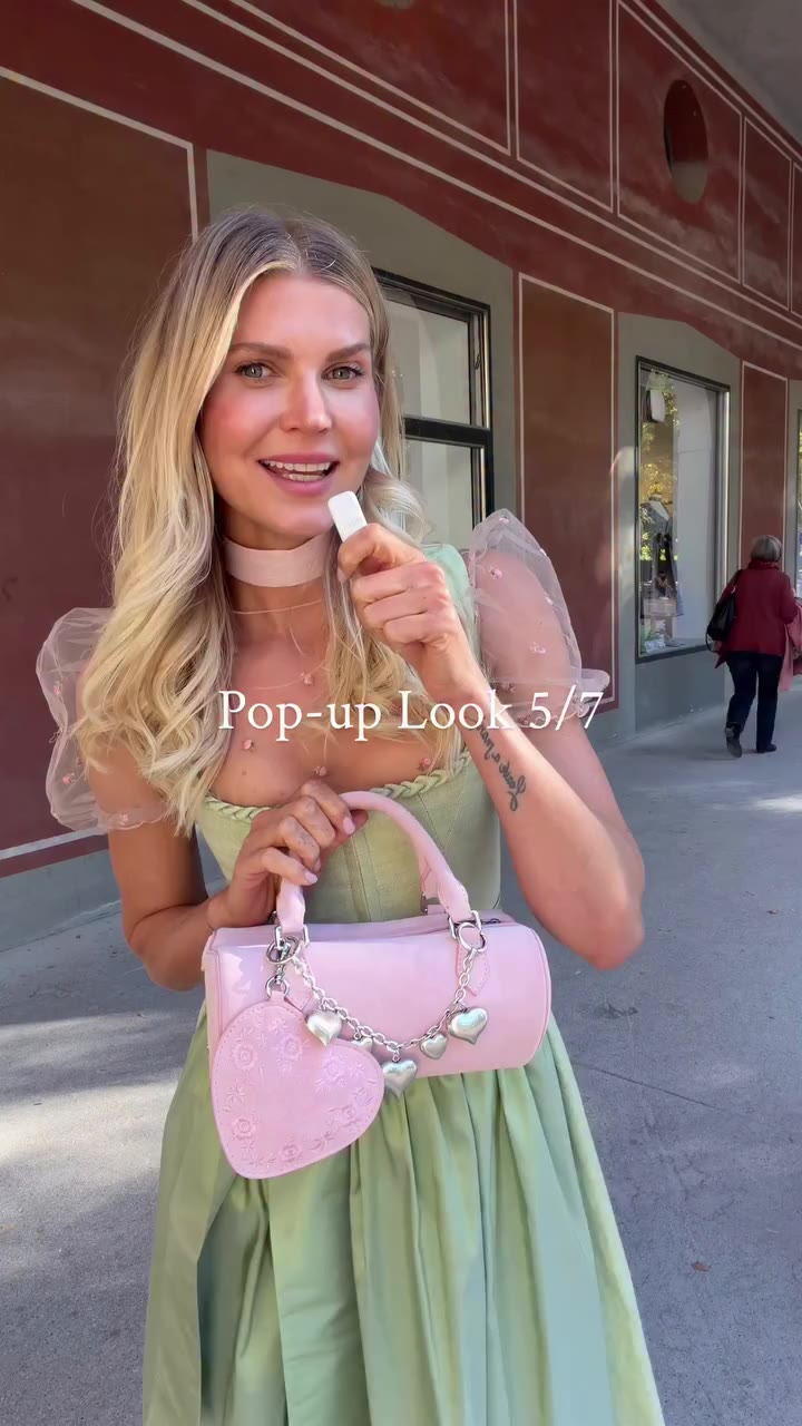 Look 5/7 Bag @weat Dirndl @giacomellitrachten Choker @ciao_collo Sunnies…