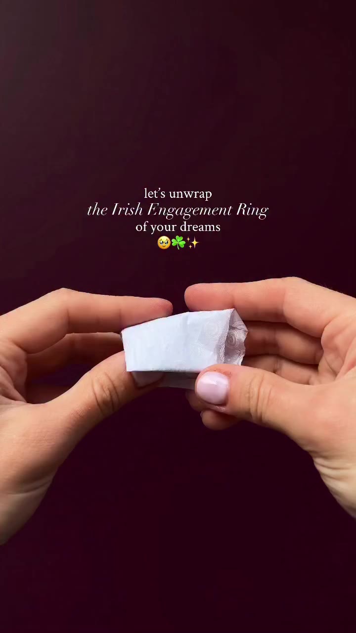 A little piece of Ireland ☘️ 💎 Everafter 3.5ct elongated cushion cut