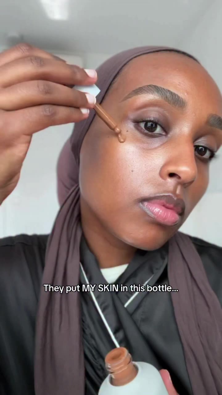 ARE YOU SEEING THIS SHADE MATCH?!? 🤯 Quite literally never experienced a…