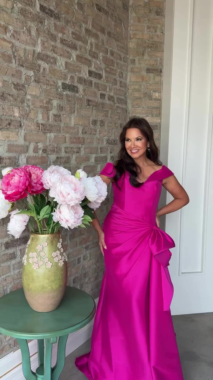 The prettiest pink for Mom! 🌸🩷💞 Shop Mother of the Bride & Groom dresses at…