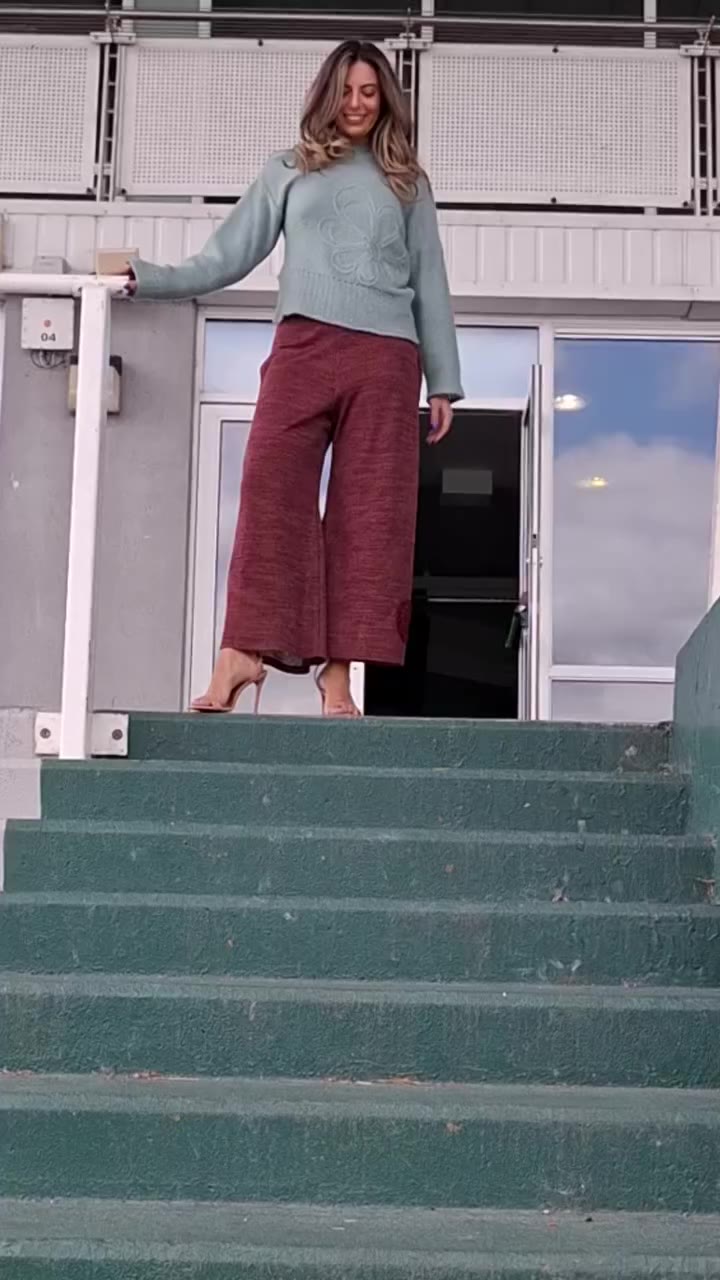 Just a girl, walking down some stairs in #knitwear, asking you to love it 😉…
