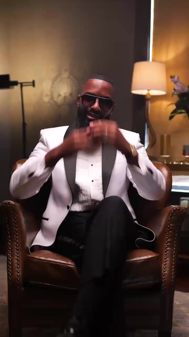 The Year-Round Suit series is back! This episode focuses on sizing. And we can…