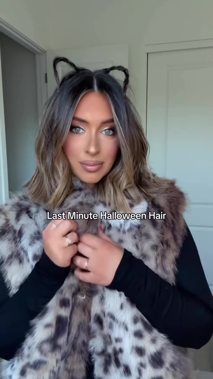 No costume? No problem 🐈‍⬛ Save this cat ear hairstyle for all your last…