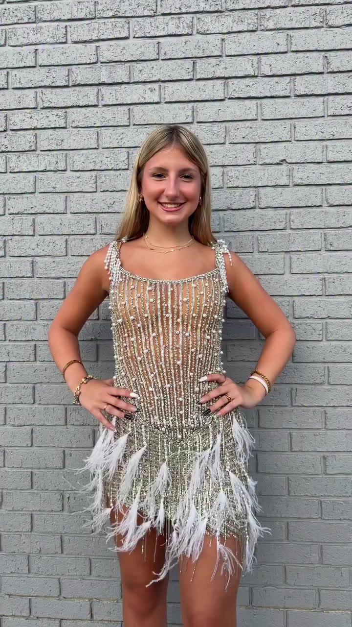 Give us allll the glam💁‍♀️✨ #hoco #homecoming #dress #hocodress…