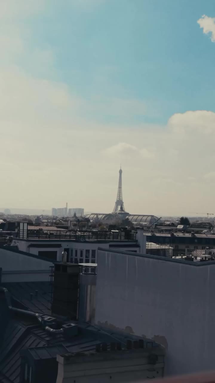 Day one Paris showroom scenes. Thanks to all who came out to meet and enjoy…