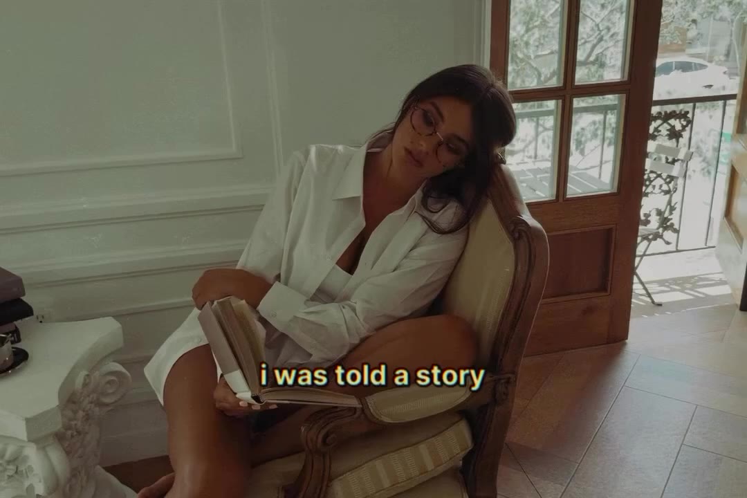 Darling, there’s always more to the story. Discover our newest frame…