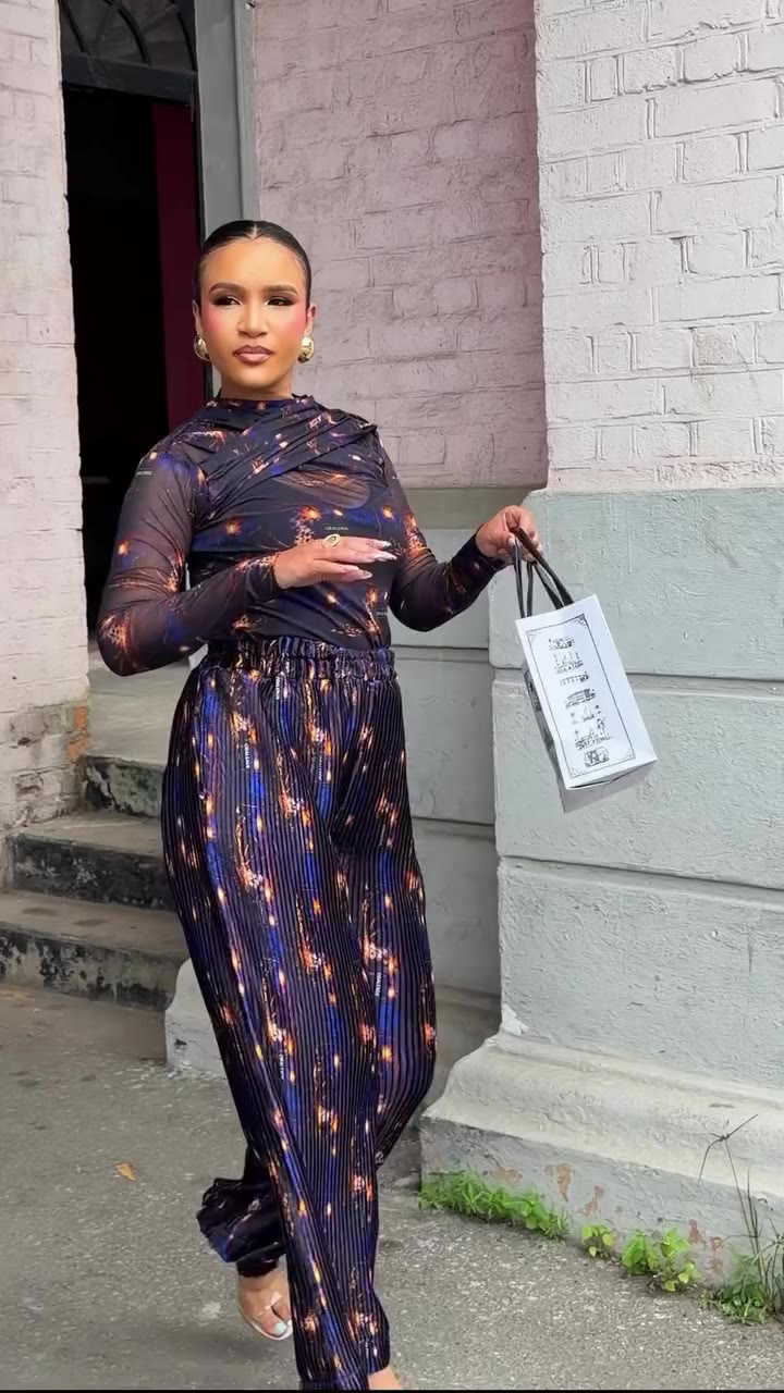 THE JAIYÉOLA COLLECTION THE EYO & OBALENDE LOOK A celebration of Lagos…