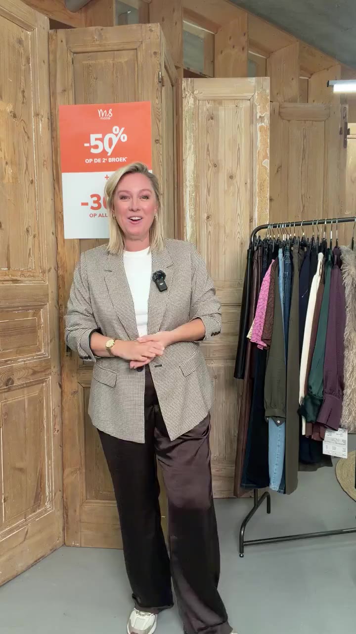 Live gemist? Kijk hier de live met @jel_nl terug 🤍 Shop nu alle tops met 30%…