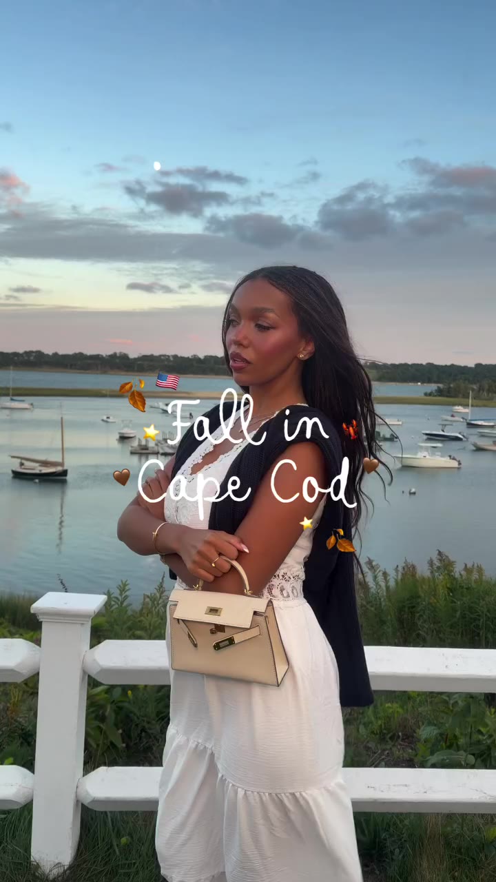in old cape cod 🇺🇸⭐️🦞🍂⚓️