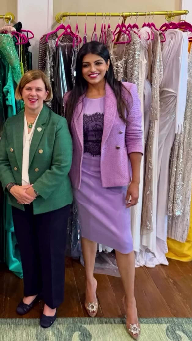 When the Mayor requests to see you, you suit up. 💜 #leasethedress #mayor…