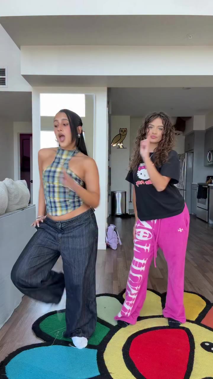 We’re baaaaaack @prymrr 🩷 dc @ ky.manson on tiktok
