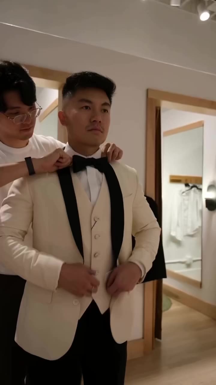 For the grooms with high standards🤝 #tuxedofitting #weddingsuit #wedding #groom