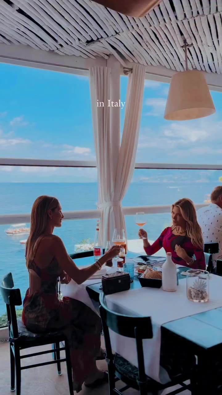 AD / Dolce far niente, the Capri way 🤍 @sylviemeis | @jumeirahcapripalace…