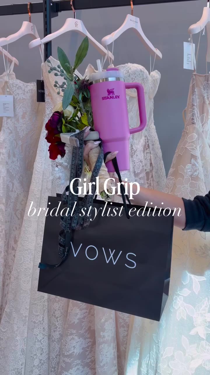 Prepared at all times ✨💐📋🗒️🛍️💖 🎥: @studioidobridals