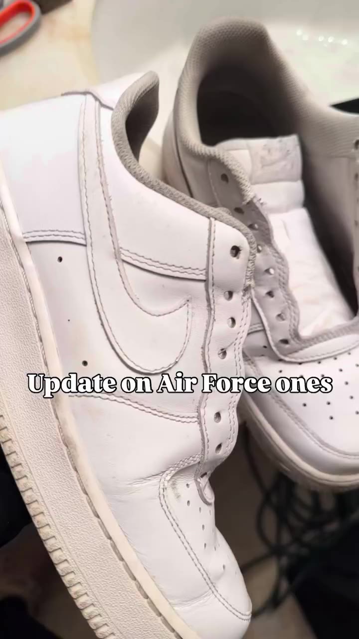 Update on af1 using @angelusdirect 🎨