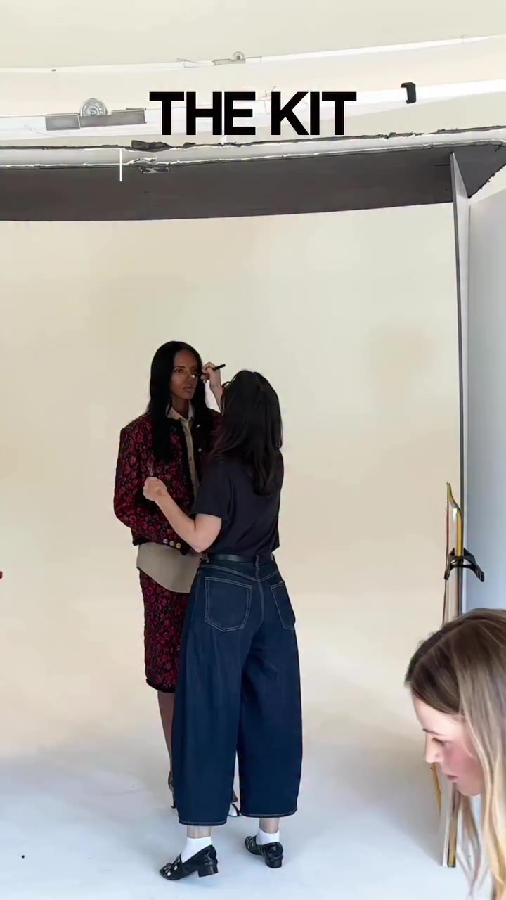 @gracemahary makes it look effortless 😌 Come with us behind the scenes on set…