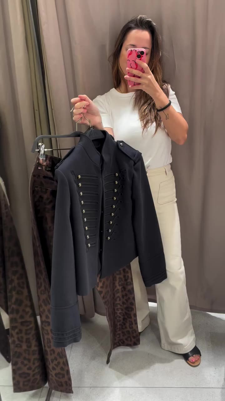 No sabes como combinar algunas de las tendencias de moda de este otoño? Aquí…
