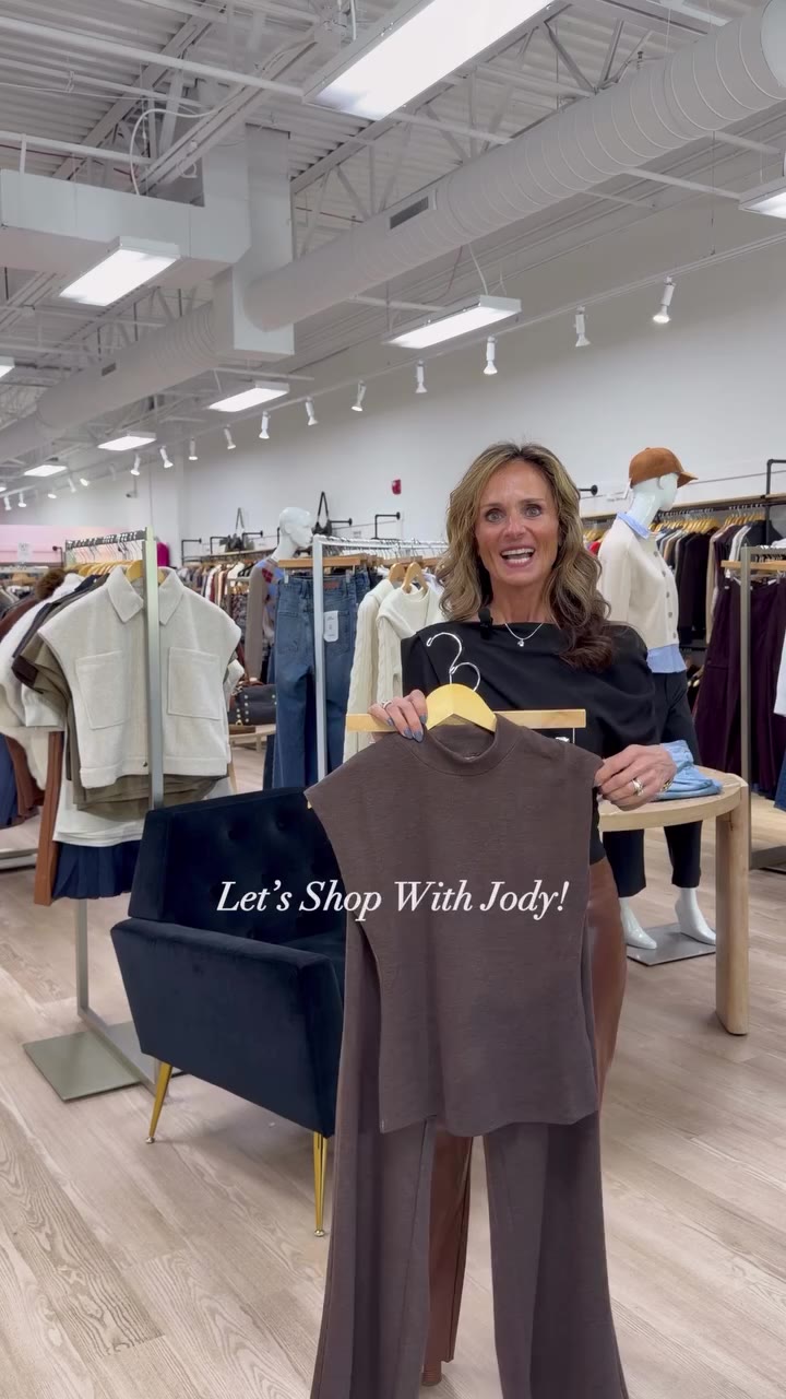 Fall fashion finds with Jody at our Brecksville location! 🍂✨ And let us tell…