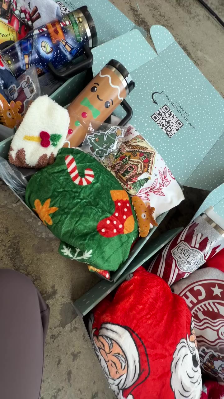 Our brand new Christmas Boxes just launched, and they are flyingggg😍…