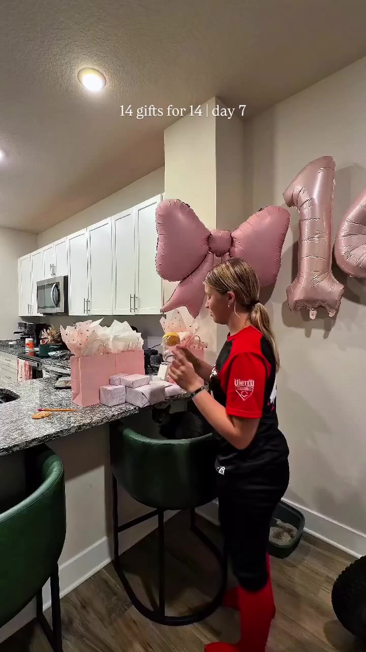 day 7 of 14 gifts for 14 and WE’RE HALFWAY!! Clearly she enjoyed this one…