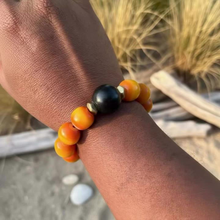 Fall vibes and warm hues! You will love this chunky bracelet, a little…