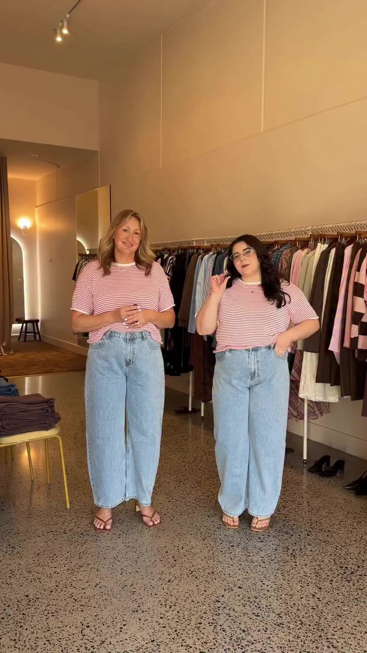See how the Lola’s fit on two different heights and sizes! Shana and Julia are…