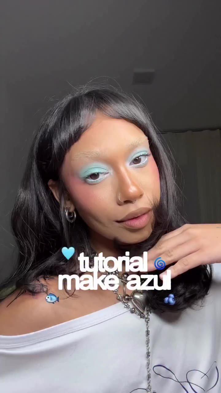 tutorial dessa make azul que usei recentemente e vocês amaram 🫐🩵🌀🐟 . . …