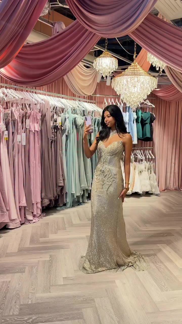 Breathtaking 🤍 #Sydneydresses #dresses #designerprecinct #formal #modest