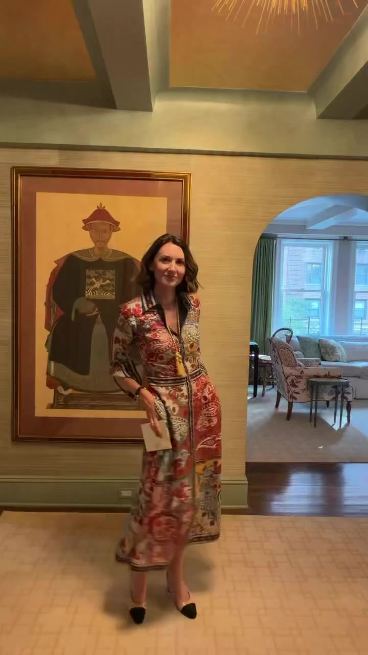 The art of getting ready, Louisa’s way. The Casablanca Midi, the Thea…