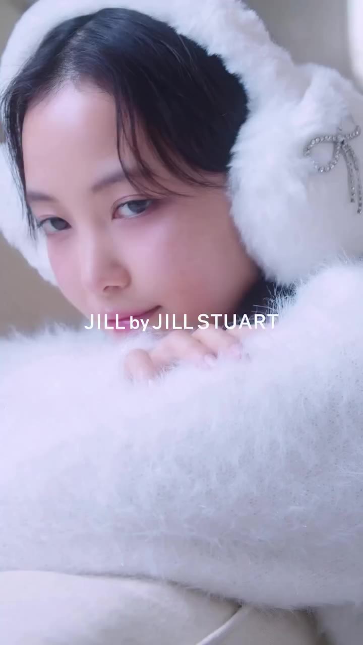 Fluffy Collection ￣￣￣￣￣￣￣￣￣￣￣￣￣￣￣￣￣￣￣￣ やわらかな冬を、身につけて。…
