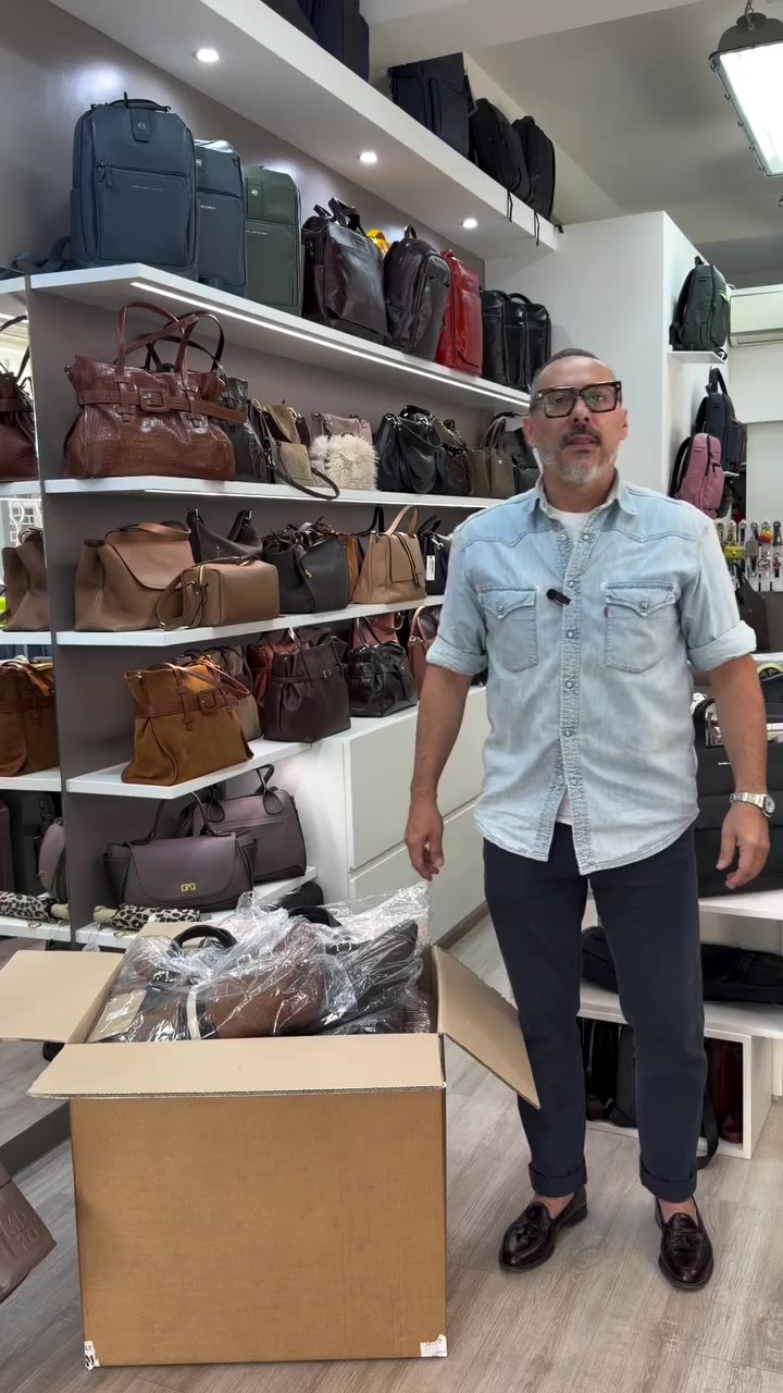 Nuovi arrivi Manikomio DSGN ad Arezzo da Theorema Pelle !