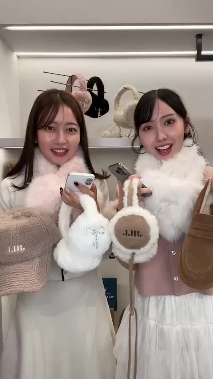 Fluffy Collection 【STAFF】 PR 髙橋 ( @tkhs_jillby ) PRESS 関 ①ロゴ刺繍フェイクムートンイヤーマフ…