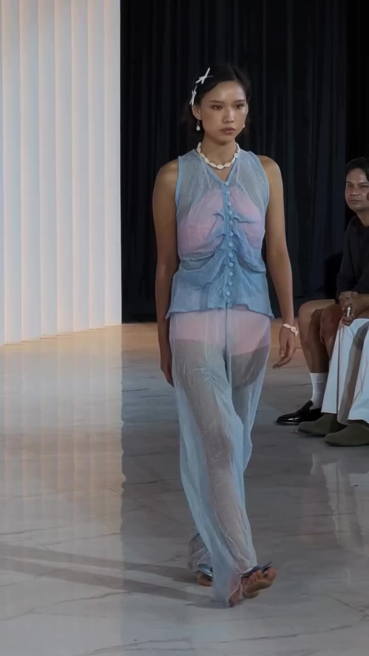 Senayan City × DEWI Magazine FASHION FORCE AWARD ALUMNI Five creative voices…