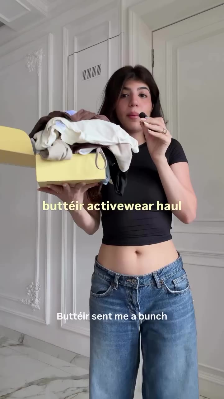 @theaturner1 giving us the haul of our dreams . . . . Activewear haul…