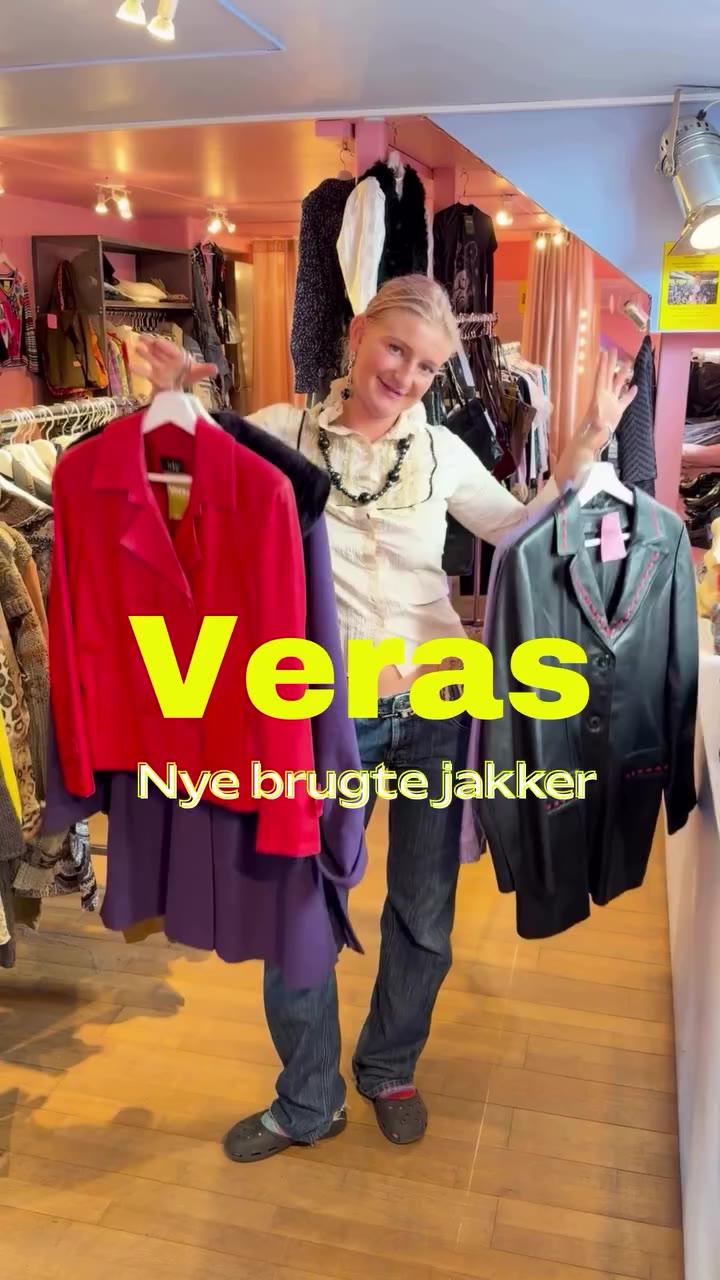 NYE BRUGTE JAKKER ER LANDET❤️‍🔥🧥⁠ ⁠ Vi har netop fyldt butikken op med en…