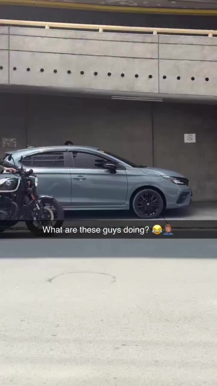 Let them cook 🧑‍🍳 . . . #creative #fashion #bikelife #inspo