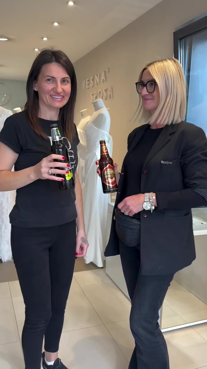 🍻 KAD SE SPOJE GLAMUR I PIVO… U Vesni SPOSA danas se ne bira samo vjenčanica…