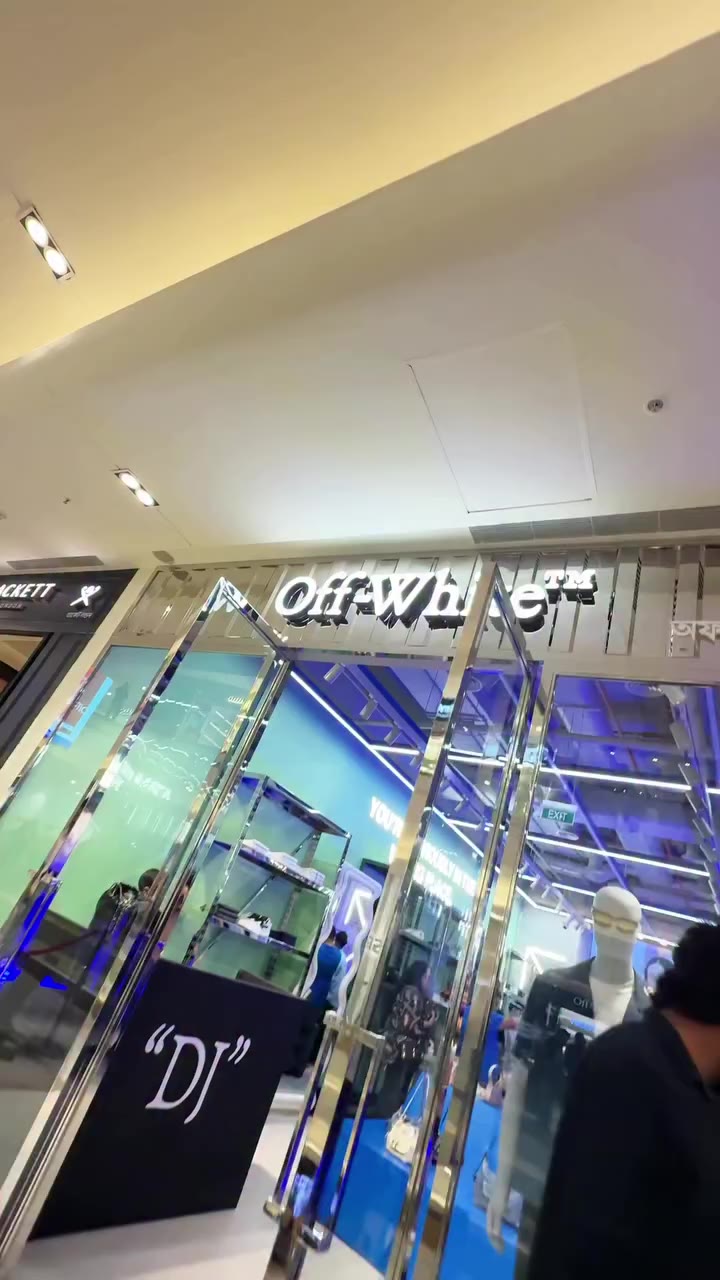 A new name in contemporary fashion has arrived at Quest. ✨ Discover…