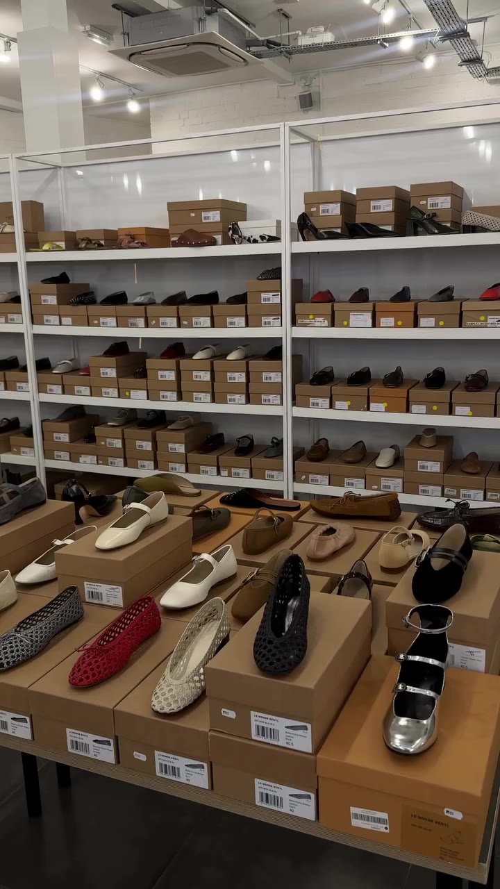 Had a little nosy around @thebox_london ahead of this weekend’s archive sale…